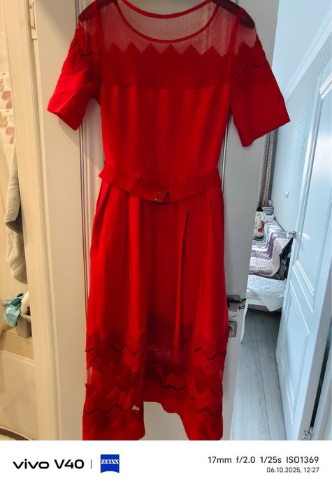 Платье вечернее красного цвета