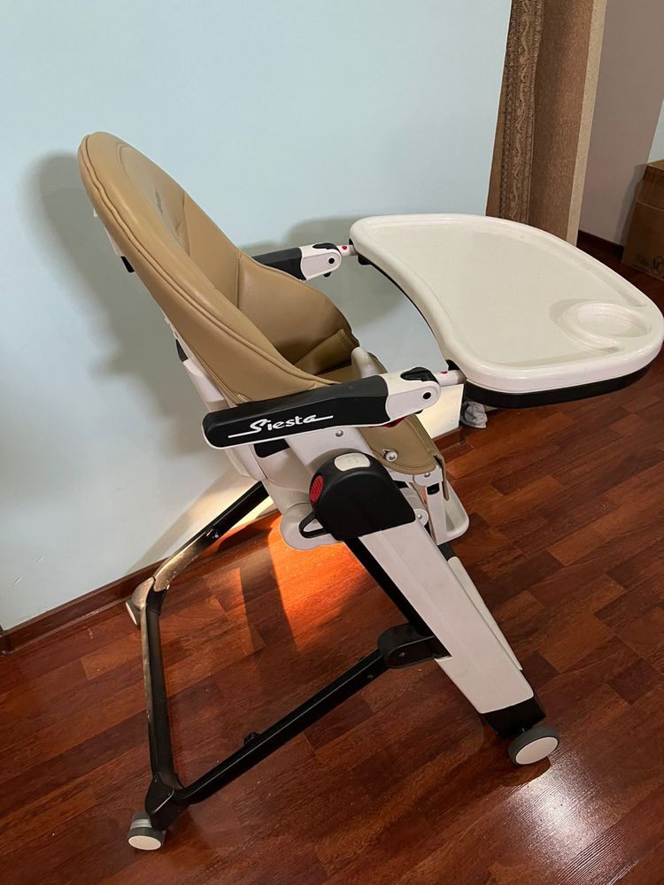 Стульчик для кормления Peg perego