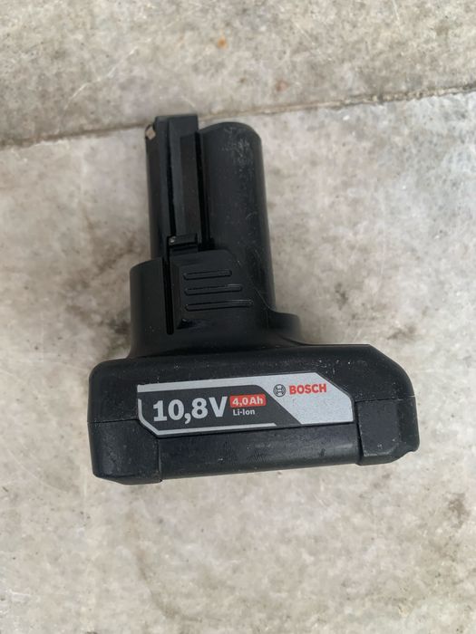 Bosch 10,8V 4 ah, батерия