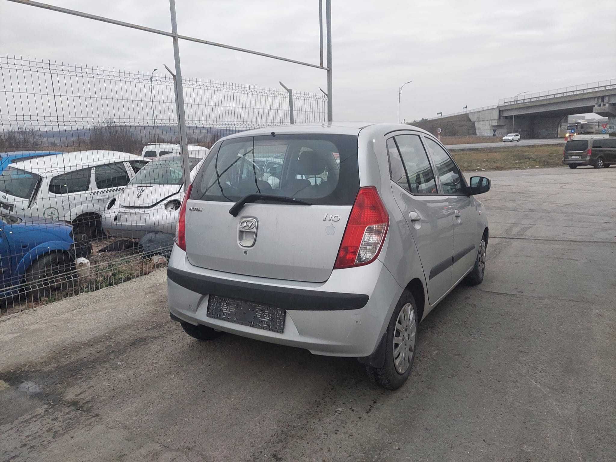 Dezmembram Hyundai i10, an fabricatie 2010, motor 1.1 Benzina