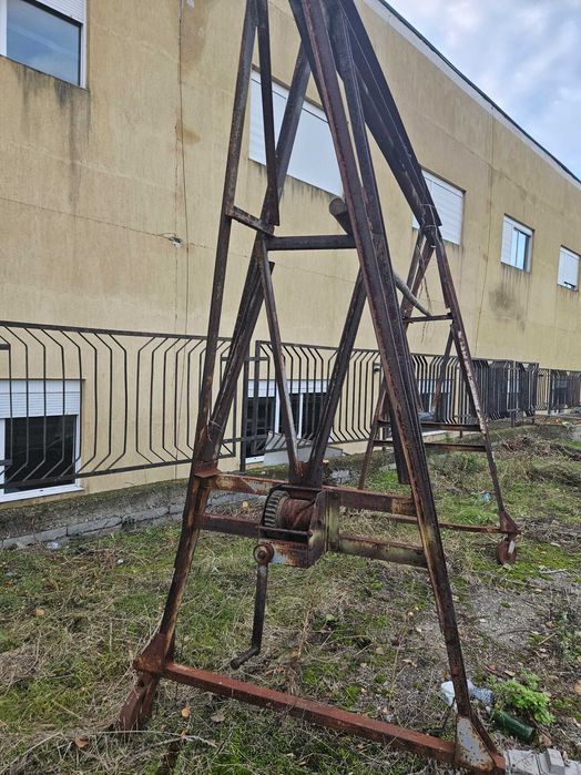 Кран , макара за повдигане 1.5 тона