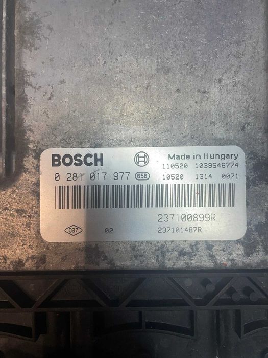 ECU Calculator motor Renault Master 2.3DCI 237101487R 0281017977