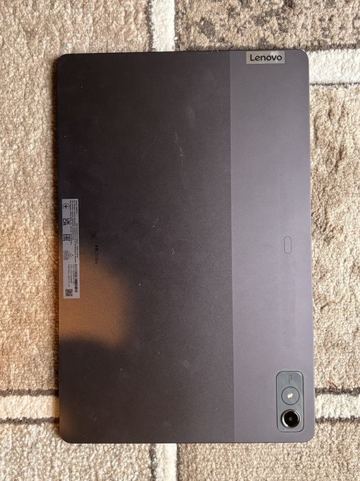 Tablet Lenovo P12, in garantie