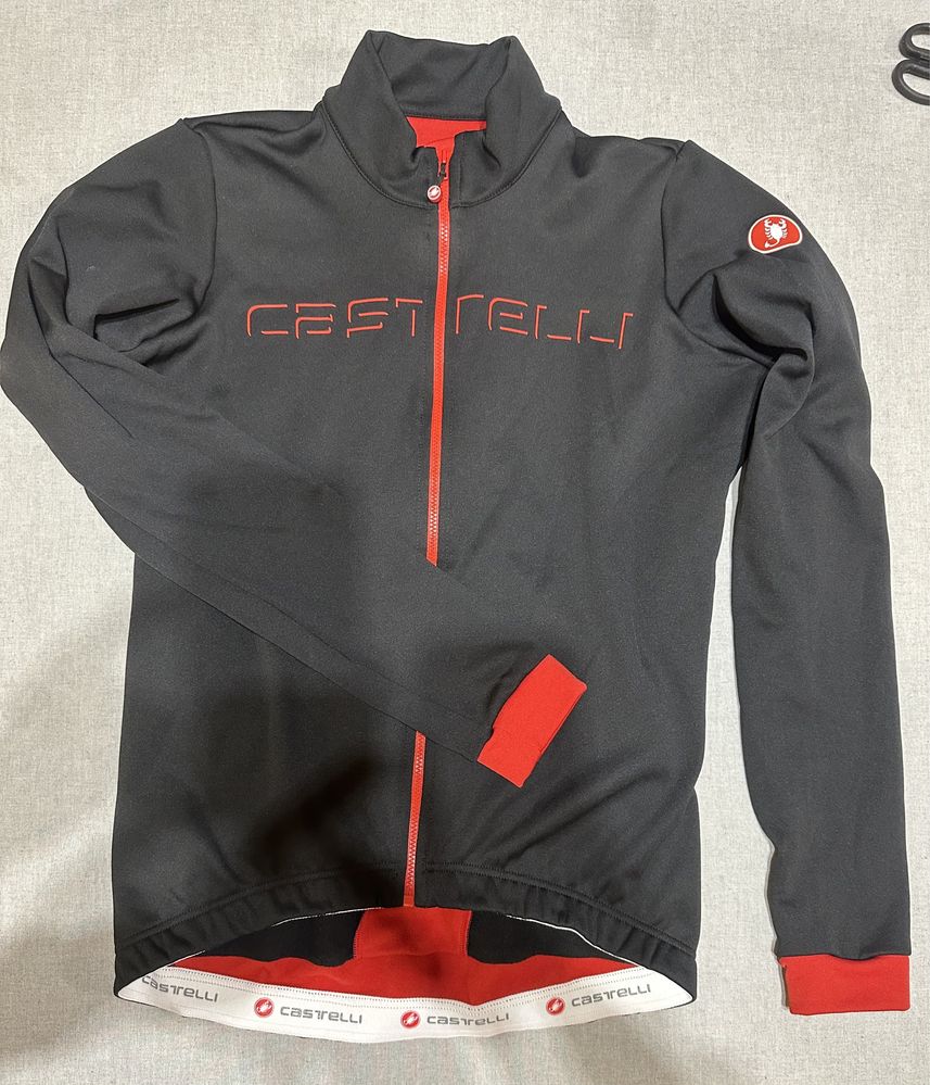 JERSEY CASTELLI. Джърси Кастели. S. Ново.