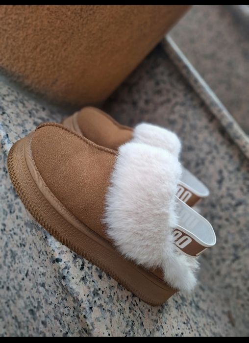 Papuci tip UGG Funkette