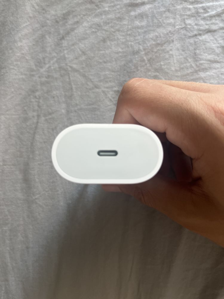Зарядно за Iphone 20W