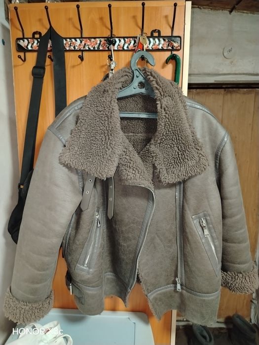 Продам дублёнку и парку зима