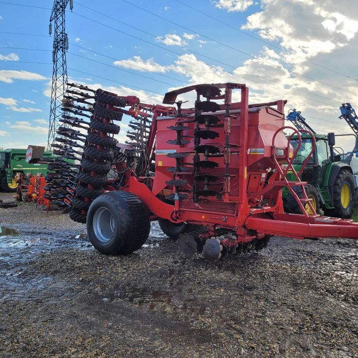 Semanatoare Horsch PRONTO 6 AS, an 2007, latime 6 metri / 3.000 litri