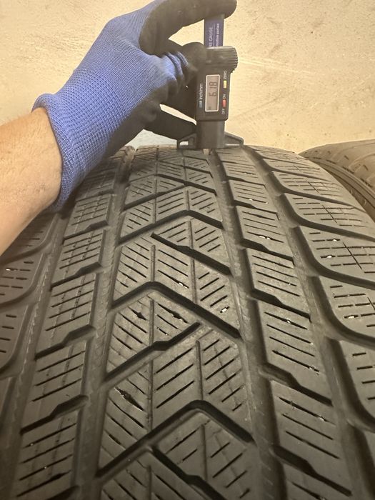 Гуми 275/35/22 PIRELLI Scorpion Winter