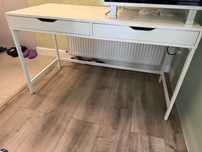 Birou Ikea 132 x 60, inaltime 76, NOU, in stare excelenta