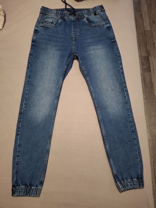 Мъжки дънки Cropp с ластик