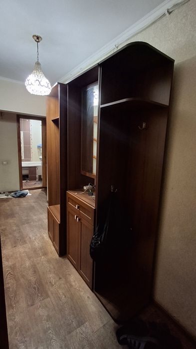 Продам прихожку срочно