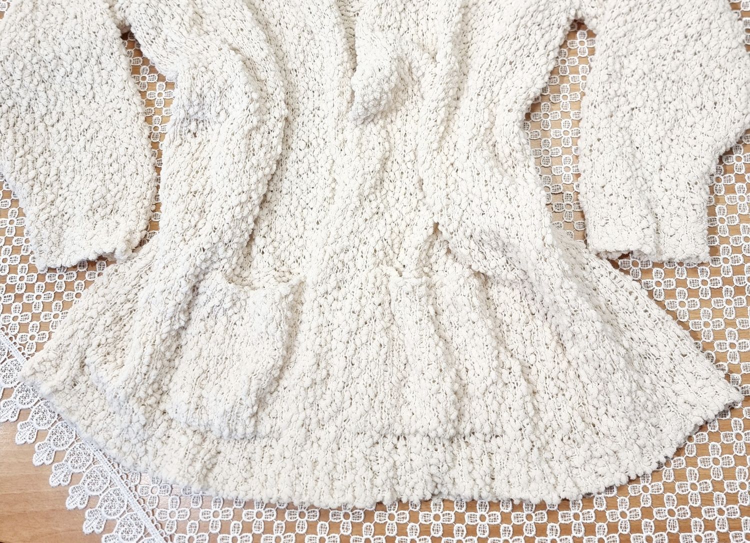 Cardigan de culoare crem