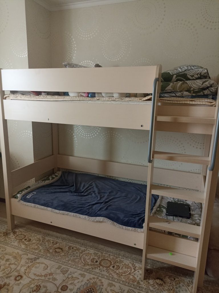 Продам детскую спальню