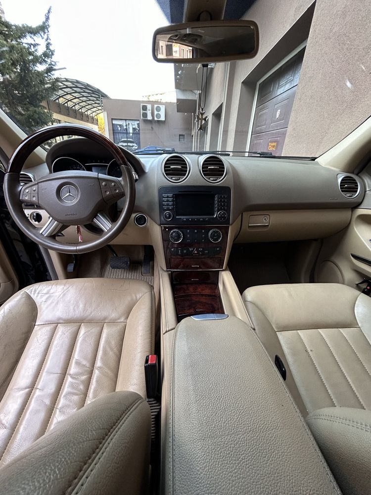 Mercedel ML-320