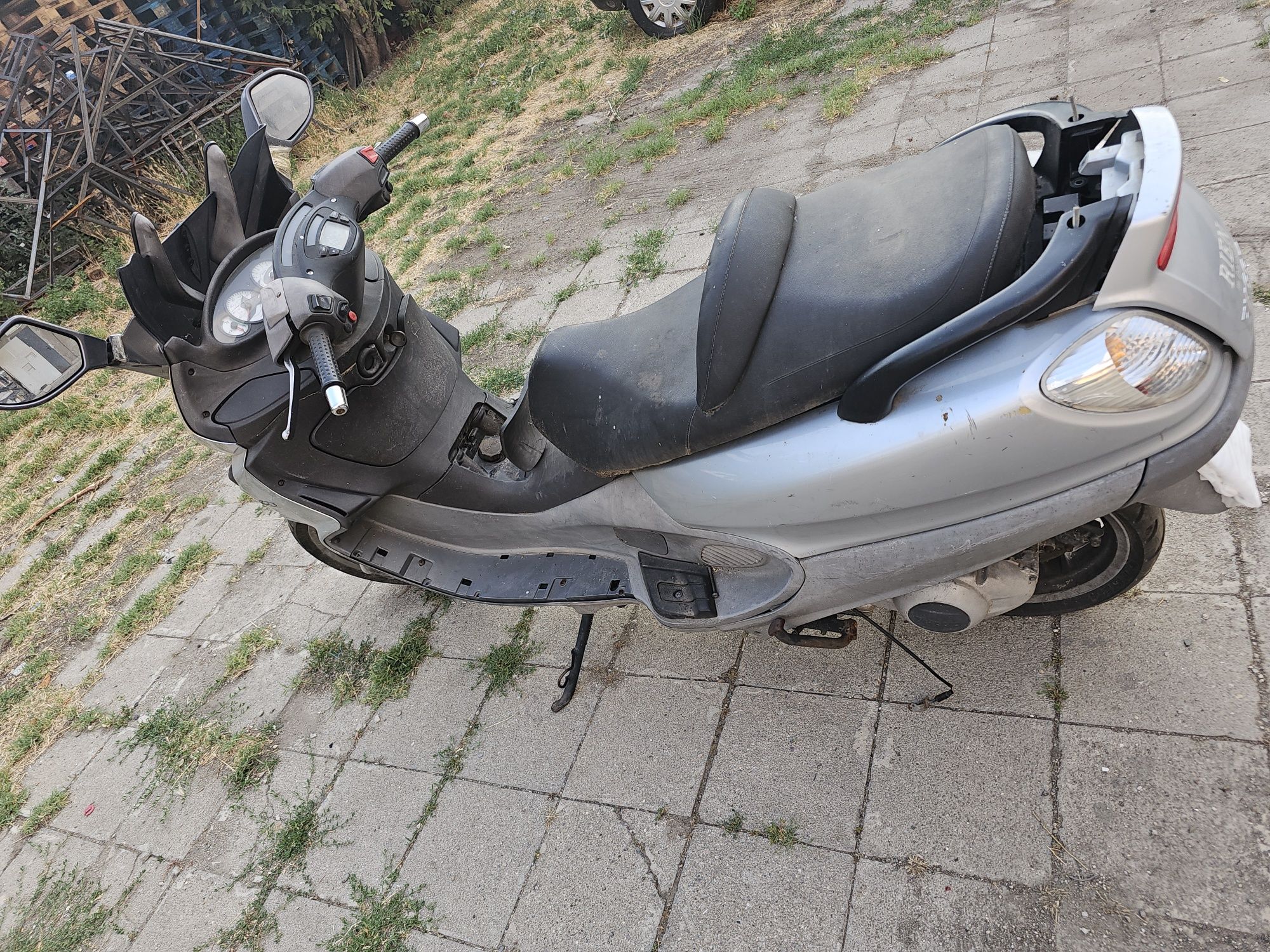 Скутер Piaggio X9 125cc 2004 model