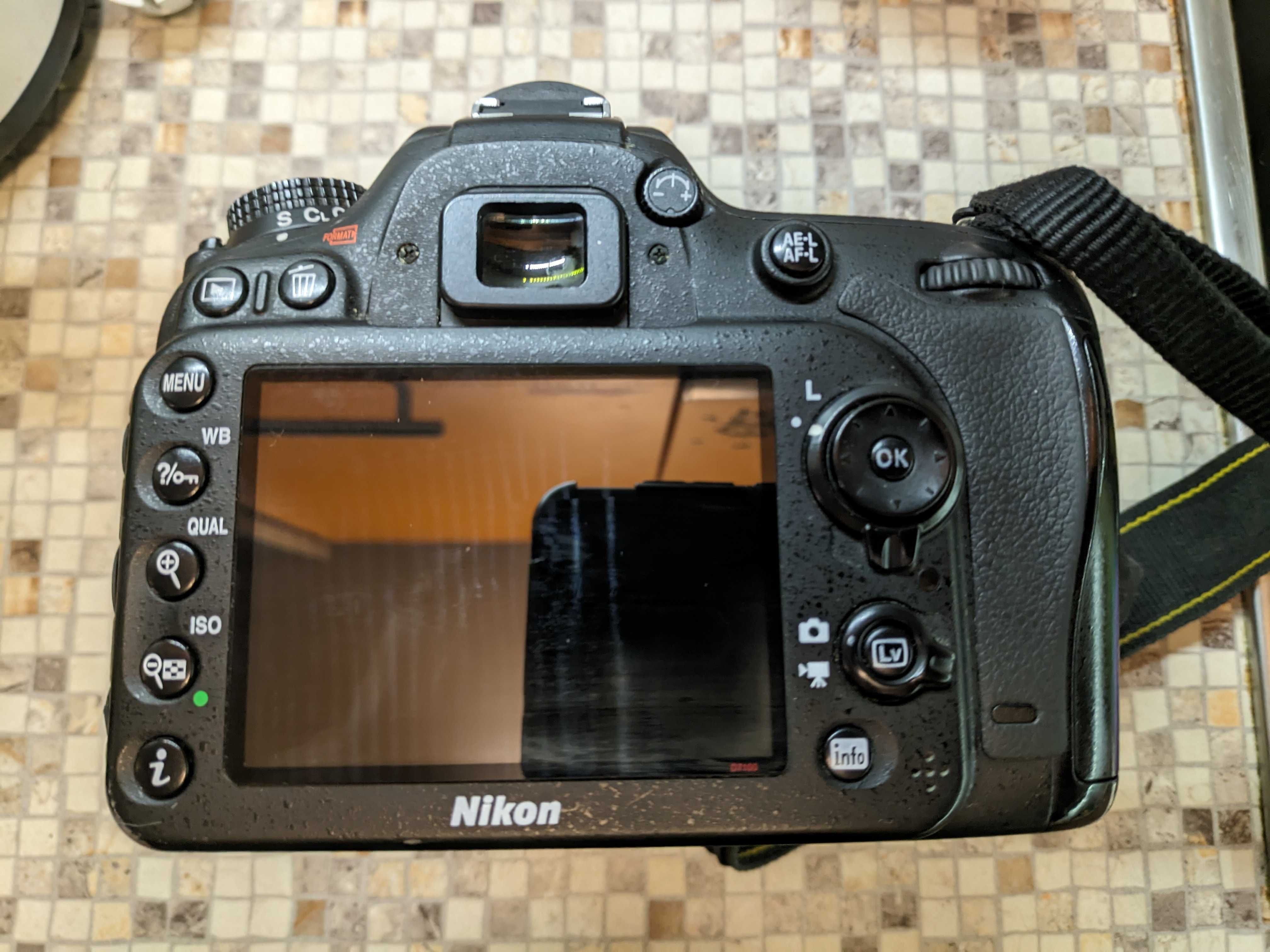 Фотоапарат Nikon D7100 + подарък обектив Nikkor 35mm