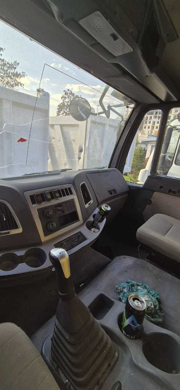 Avtosamosval SINOTRUK