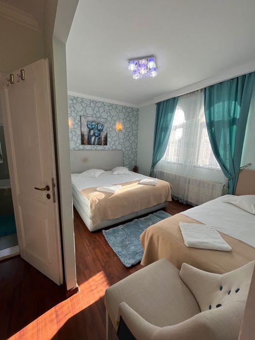 Vila de închiriat/disponibila de Revelion