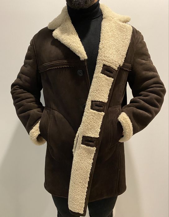 Cojoc burberry original pret de achizitie de peste 7000€ arata 10/10