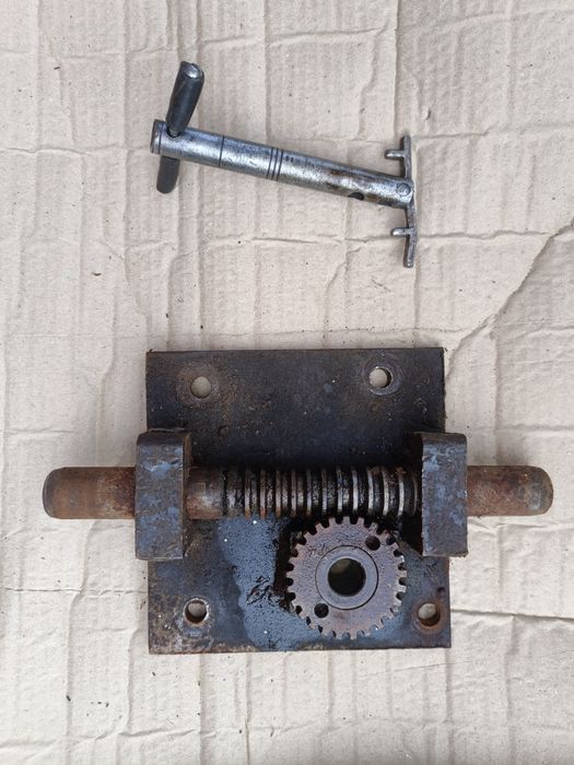 Замок гаражный продам