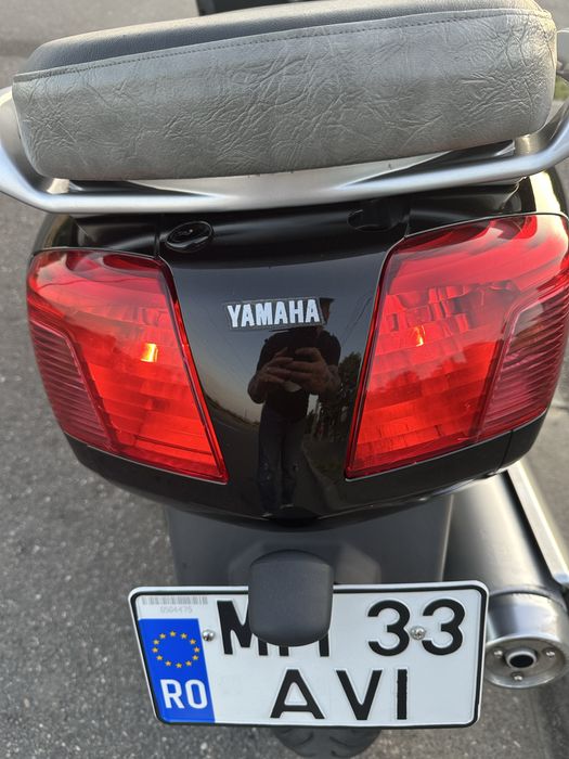 Scuter Yamaha XC 300