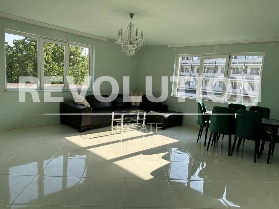 Дава се под наем Тристаен апартамент в Варна, Бриз - 135 кв.м за 1200 € - Снимка #1