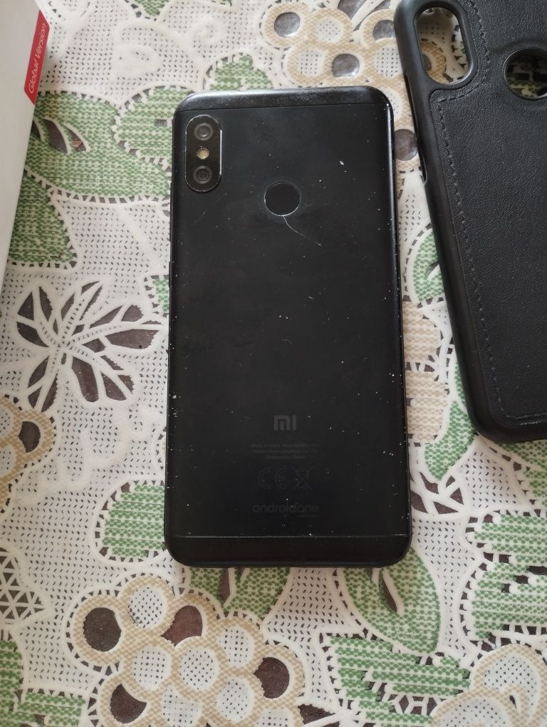 Продаю телефон Xiaomi mi a2 lite