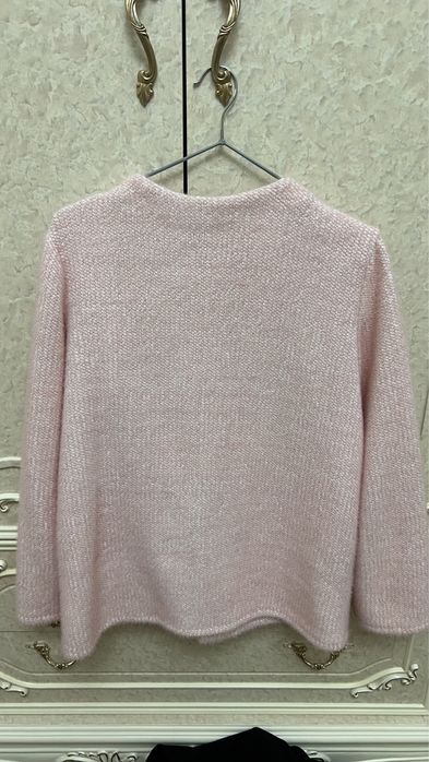 Женские пиджаки продаются