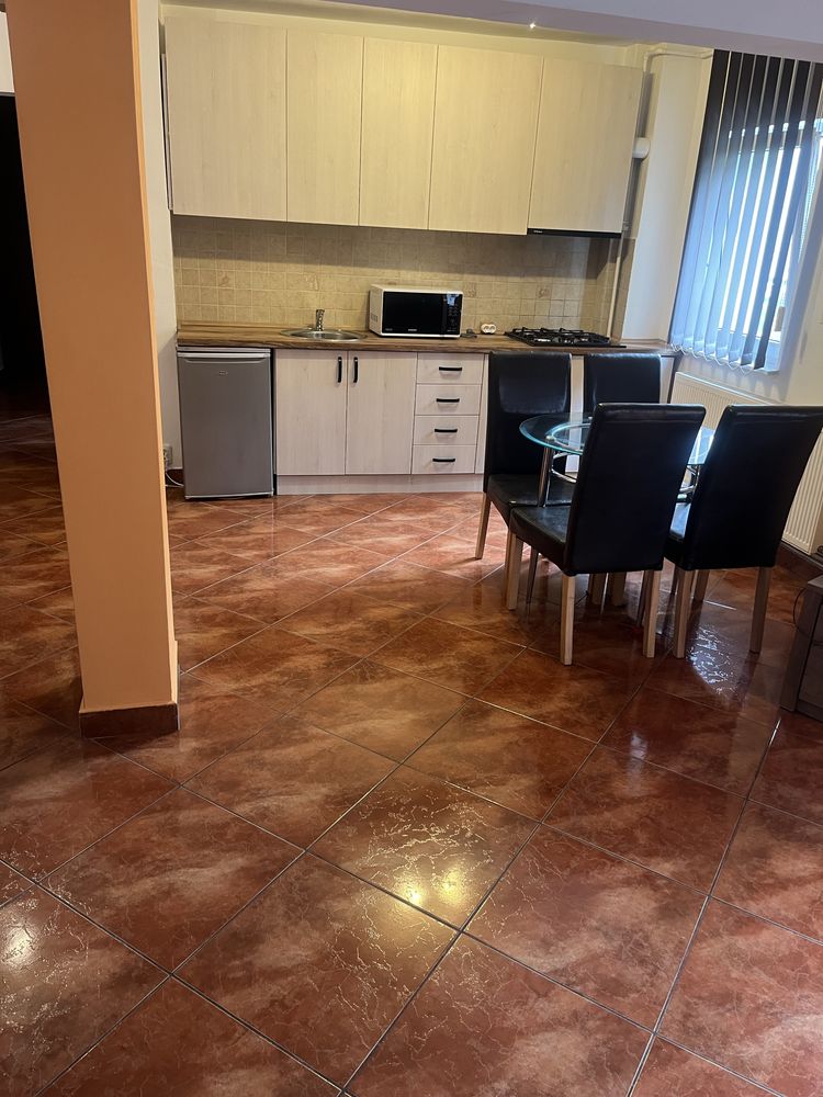Apartament 2 camere in Centrul Civic