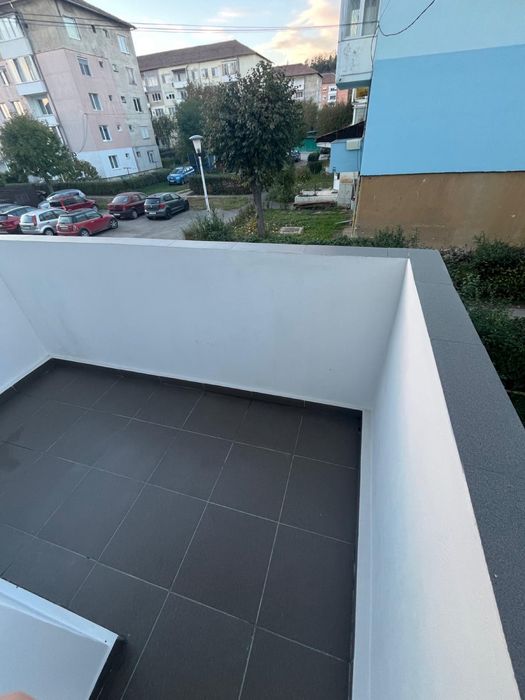 Apartament 2 camere, cartier gura campului, etaj 1.