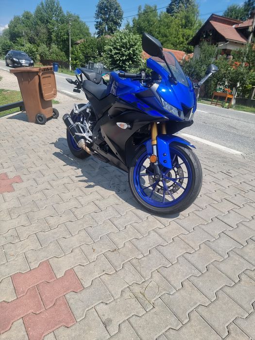 Yamaha yzf  r125 2020