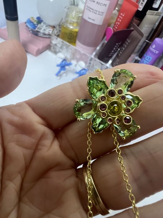 Pandantiv în Y Idyllia