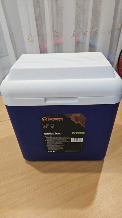 Продам термоконтейнер Outventure, 12 л