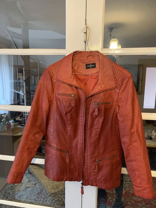 Geaca imitatie piele marimea 44 c&a