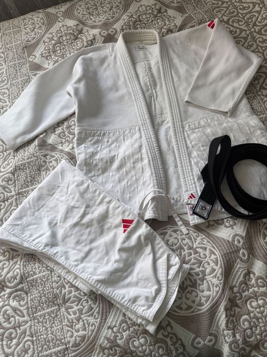 Кимоно в отличном состоянии