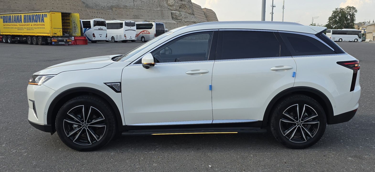 Nissan Venucia Star