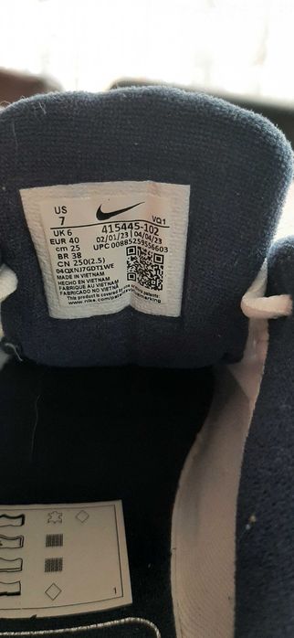 Nike  air  nr 40 unisex