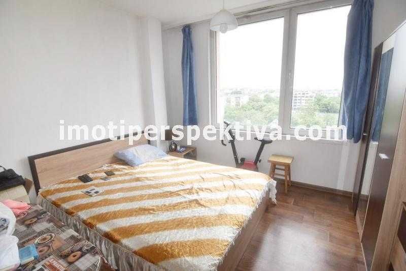 Продава се Тристаен апартамент в Пловдив, Кючук Париж - 100 кв.м за 1430 €/кв.м - Снимка #8