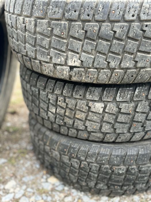 Продам зимнию резину