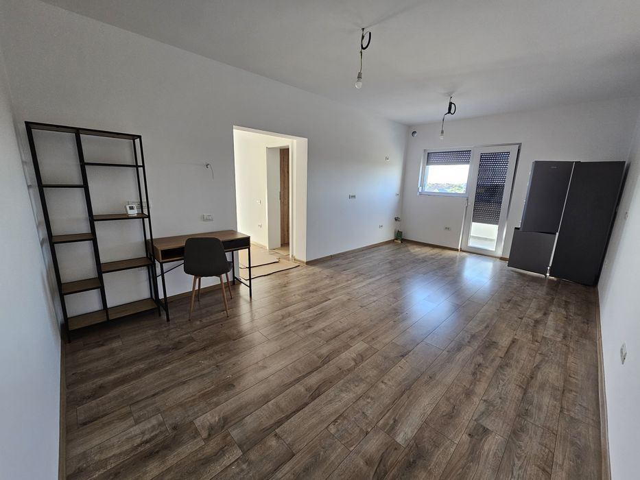 Apartament cu terasa, Giarmata Vii