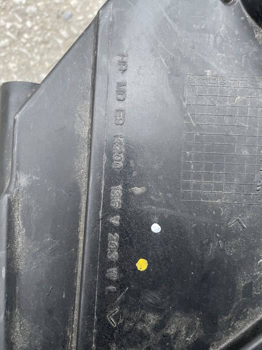 Оригинален ляв фар за Seat Ateca 2016-2020 в добро състояние