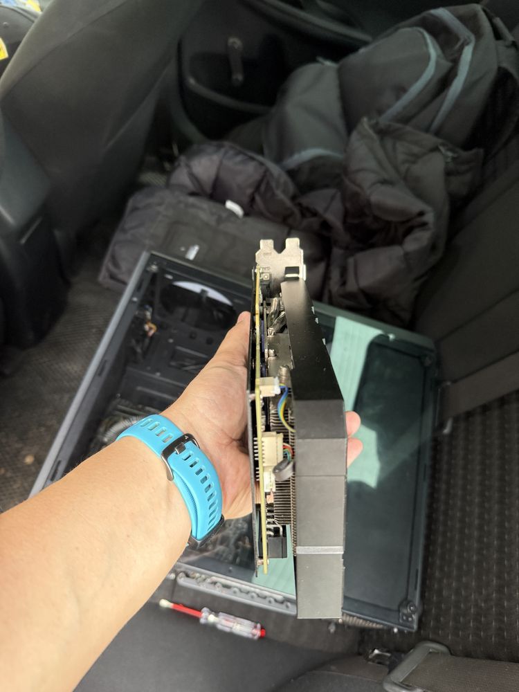 Продам Видеокарта Rtx 1660 ti