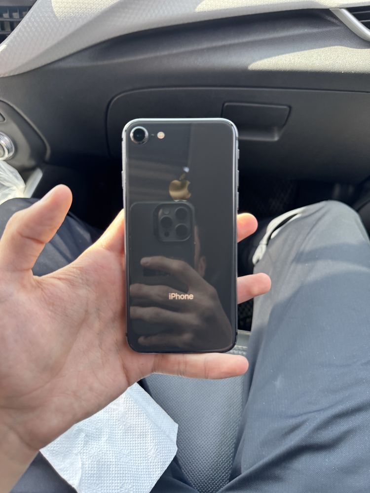 Iphone 8 64 gb hollati zor