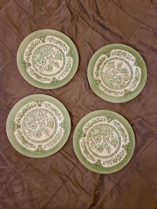 Английски чинии/плата