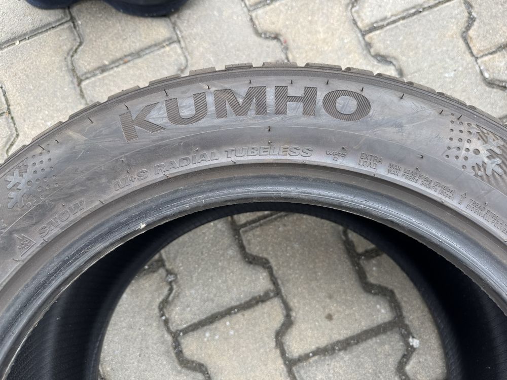 2 бр Зимни Гуми Kumho 275/45/18 Нервзличими от нови