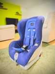 Britax-Romer Versafix 9-18kg, albastru, fixare isofix si centura