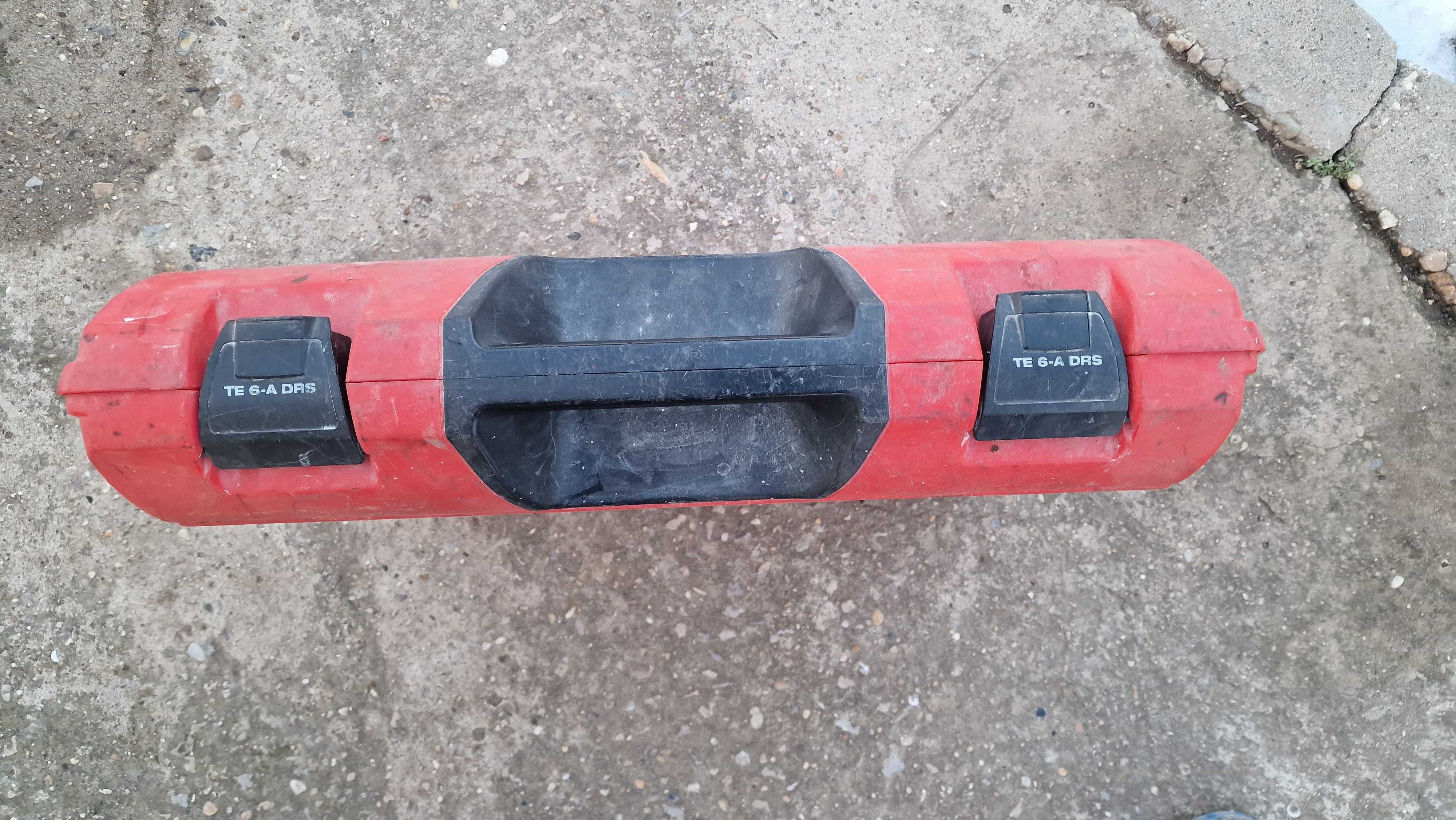 Перфоратор Hilti
