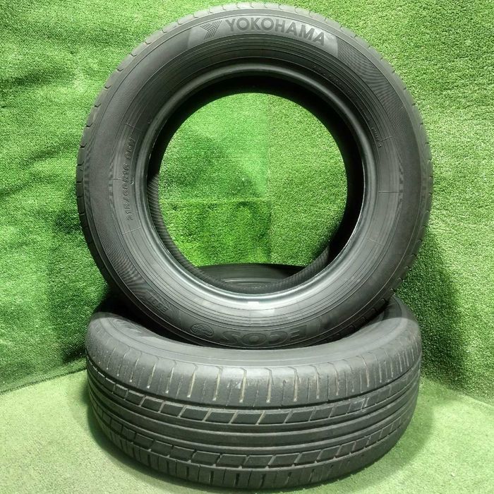 Продам Шины летний две штуки 215/60R16 Yokohama ES31