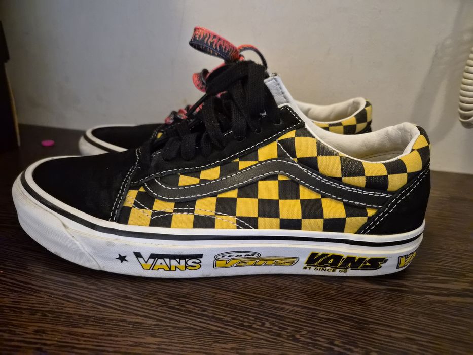 Продавам Обувки Vans